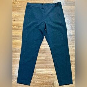 Banana Republic dark gray ankle pants. Dress, suit, work pants. Stretch. Size 12